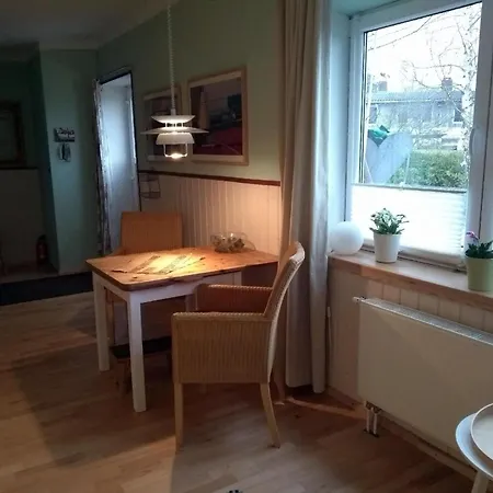 In Grossgrodersby Mit Garten Und Terrasse * Grodersby