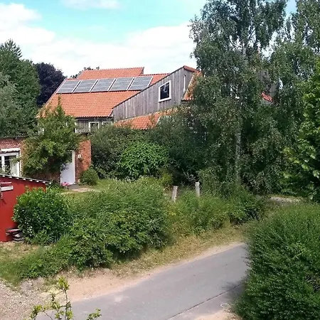 In Grossgrodersby Mit Garten Und Terrasse